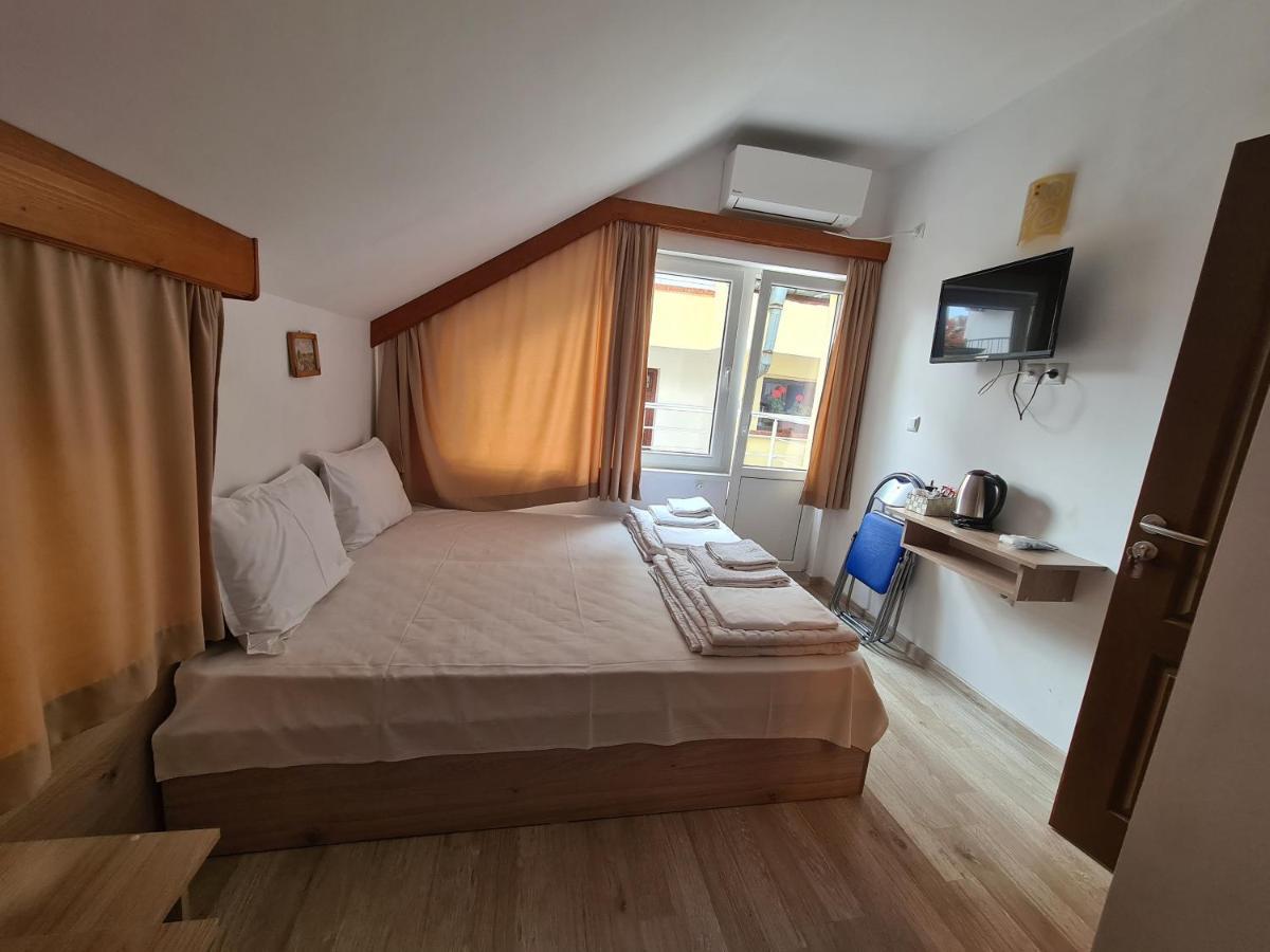 Guest Rooms Kostovi Nesebar Exterior foto